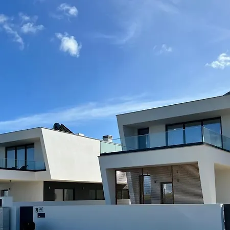 Luxury With Heated Pool & Panoramic Ocean & Valley Views Willa *