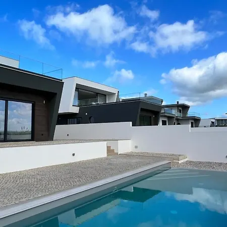 Luxury With Heated Pool & Panoramic Ocean & Valley Views Willa *