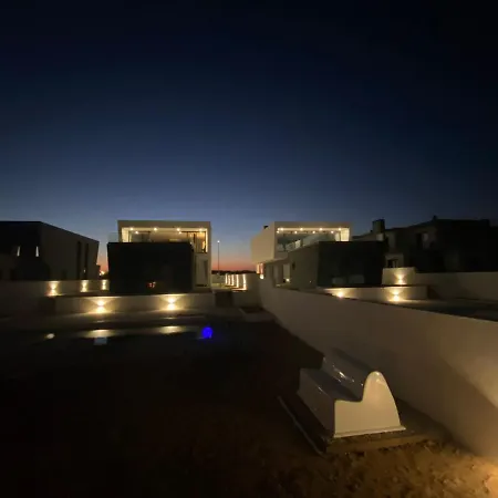 Luxury With Heated Pool & Panoramic Ocean & Valley Views Villa *