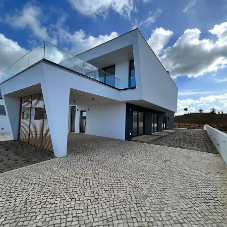 Luxury With Heated Pool & Panoramic Ocean & Valley Views