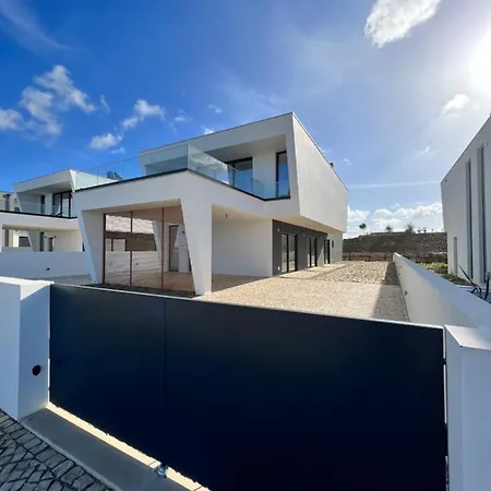 Luxury With Heated Pool & Panoramic Ocean & Valley Views Willa