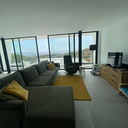 Luxury With Heated Pool & Panoramic Ocean & Valley Views