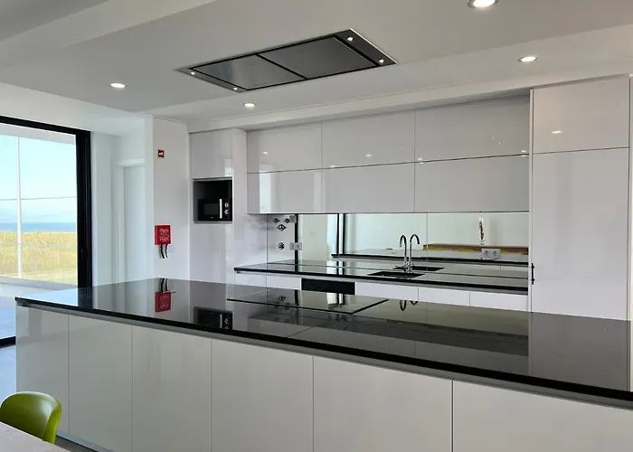 Luxury With Heated Pool & Panoramic Ocean & Valley Views Villa