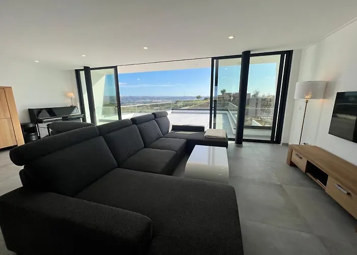 Luxury With Heated Pool & Panoramic Ocean & Valley Views Villa São Martinho do Porto