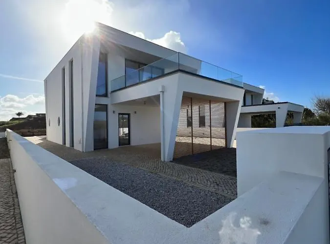 Villa Luxury With Heated Pool & Panoramic Ocean & Valley Views São Martinho do Porto