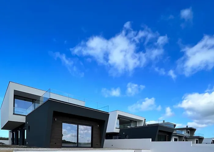 Villa Luxury With Heated Pool & Panoramic Ocean & Valley Views São Martinho do Porto