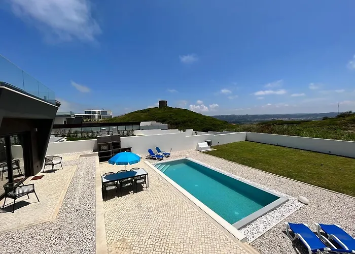Luxury With Heated Pool & Panoramic Ocean & Valley Views Villa
